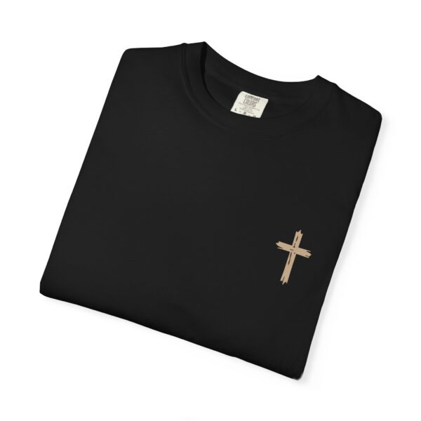 Lions Not Sheep T-Shirt - Vintage Lion Cross Graphic